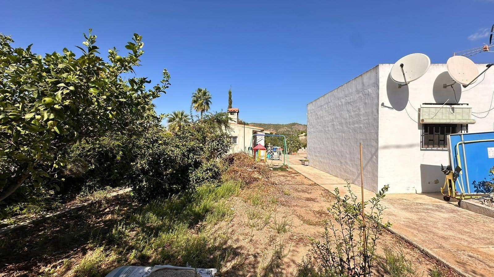 4 slaapkamer Villa te koop in Alfarp met zwembad - € 195.000 (Ref: 9360151)