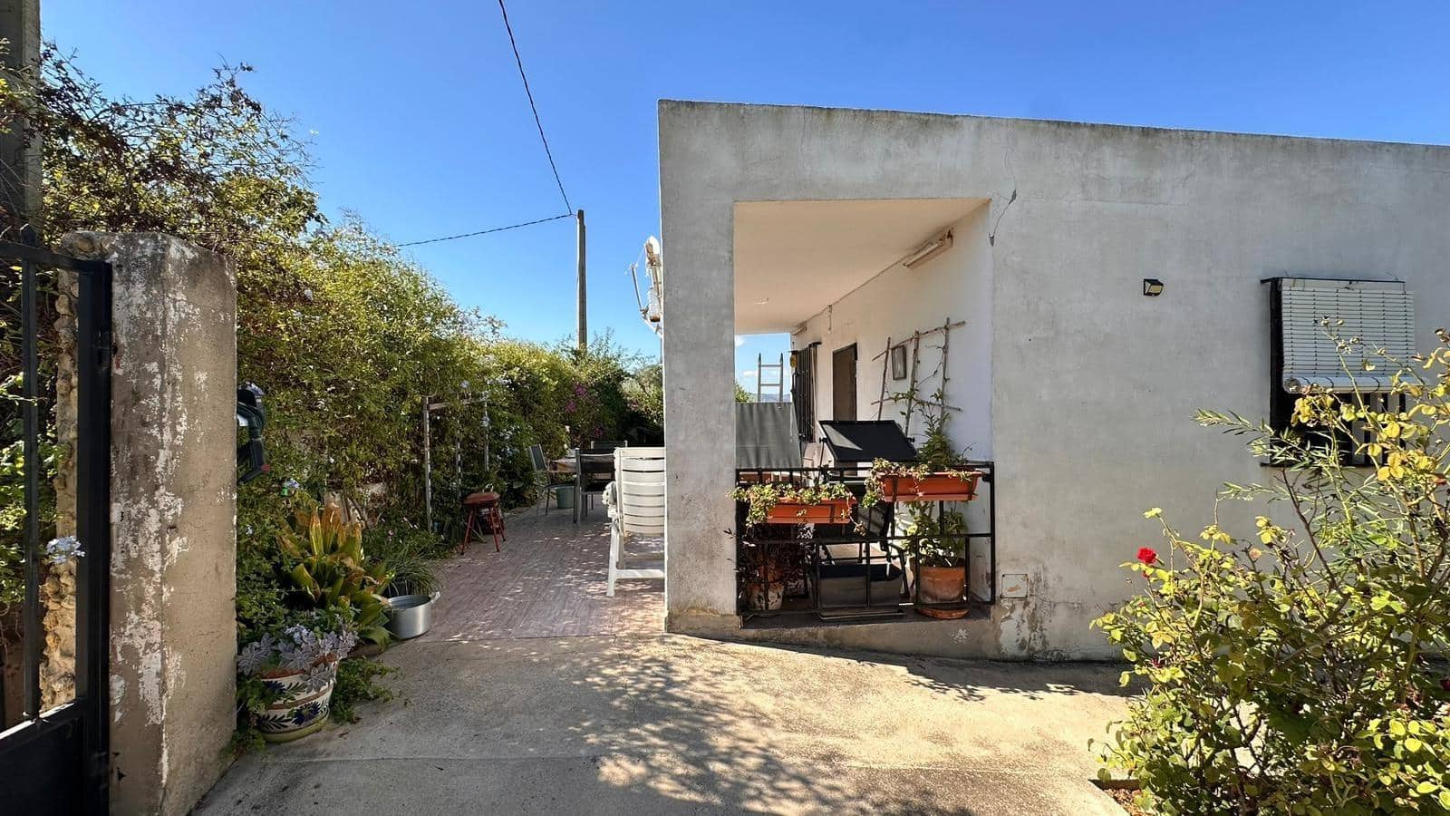 4 slaapkamer Villa te koop in Alfarp met zwembad - € 195.000 (Ref: 9360151)