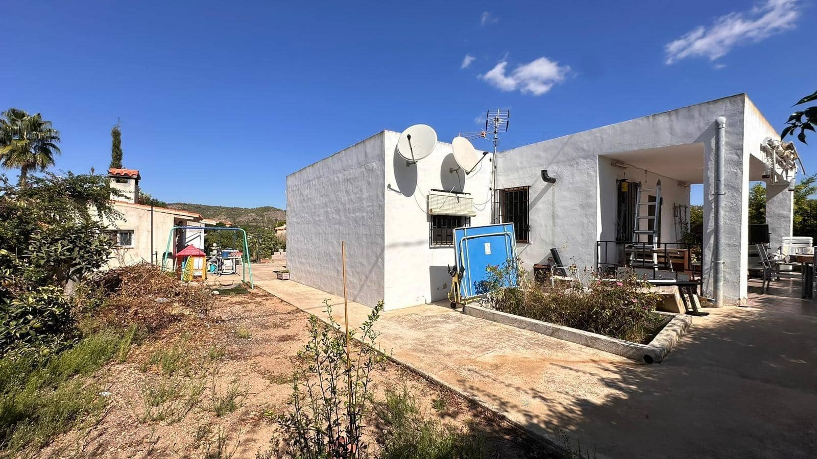 4 slaapkamer Villa te koop in Alfarp met zwembad - € 195.000 (Ref: 9360151)