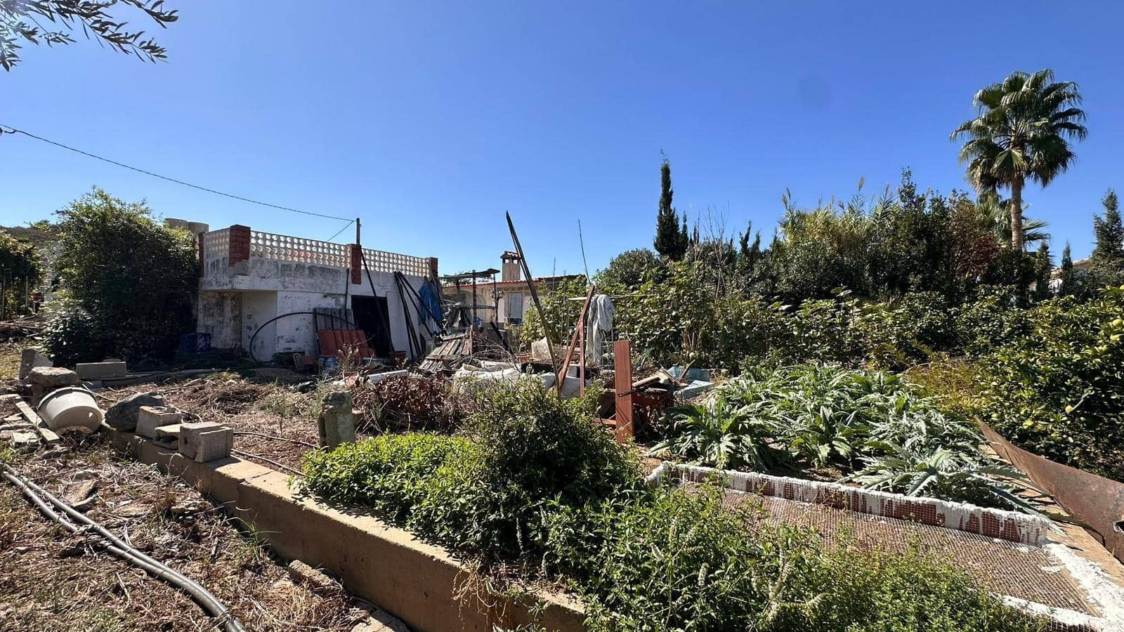 4 slaapkamer Villa te koop in Alfarp met zwembad - € 195.000 (Ref: 9360151)