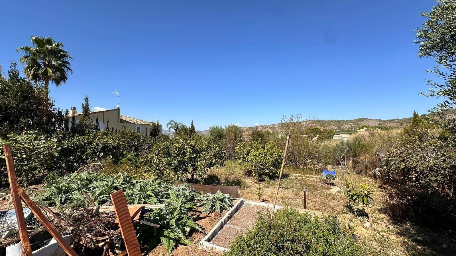 4 slaapkamer Villa te koop in Alfarp met zwembad - € 195.000 (Ref: 9360151)