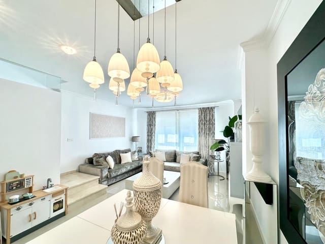 Adosado de 3 habitaciones en Villanueva de Castellon en venta con garaje - 250.000 € (Ref: 9360152)