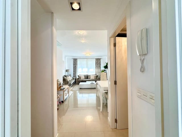 Adosado de 3 habitaciones en Villanueva de Castellon en venta con garaje - 250.000 € (Ref: 9360152)