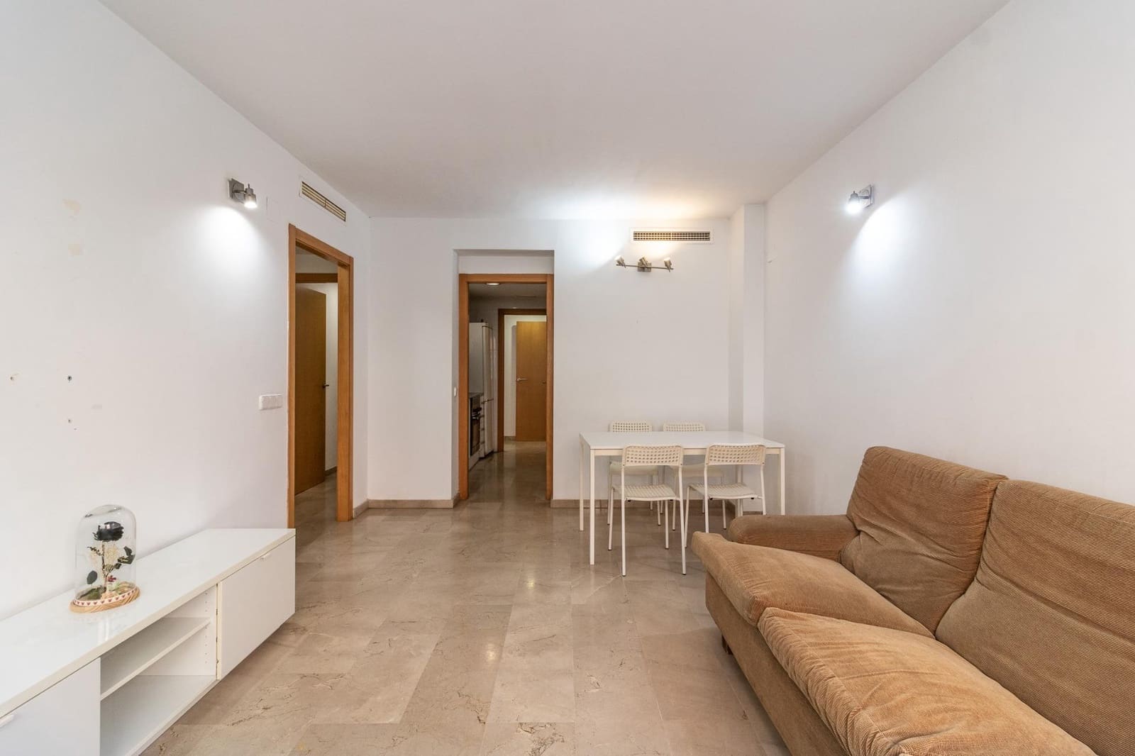 2 slaapkamer Flat te koop in L'Alcudia - € 112.000 (Ref: 9360154)