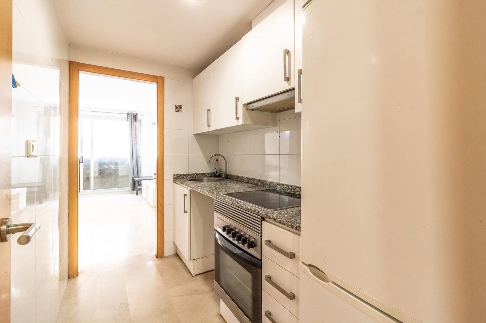 2 slaapkamer Flat te koop in L'Alcudia - € 112.000 (Ref: 9360154)