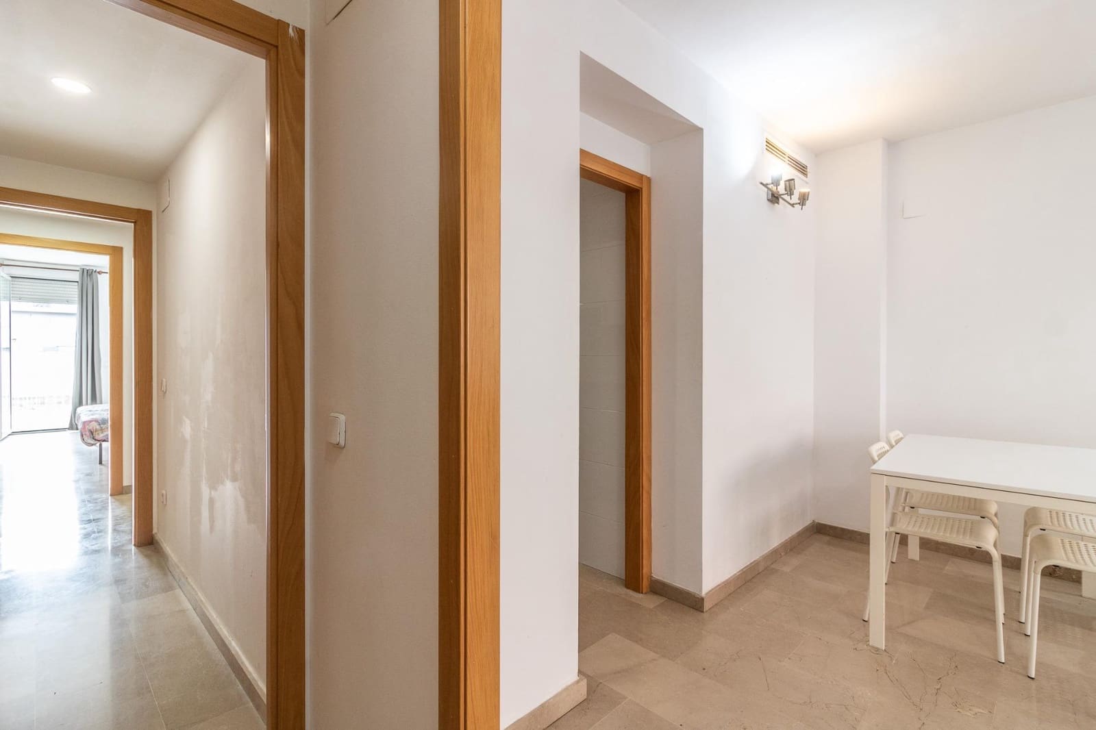2 slaapkamer Flat te koop in L'Alcudia - € 112.000 (Ref: 9360154)
