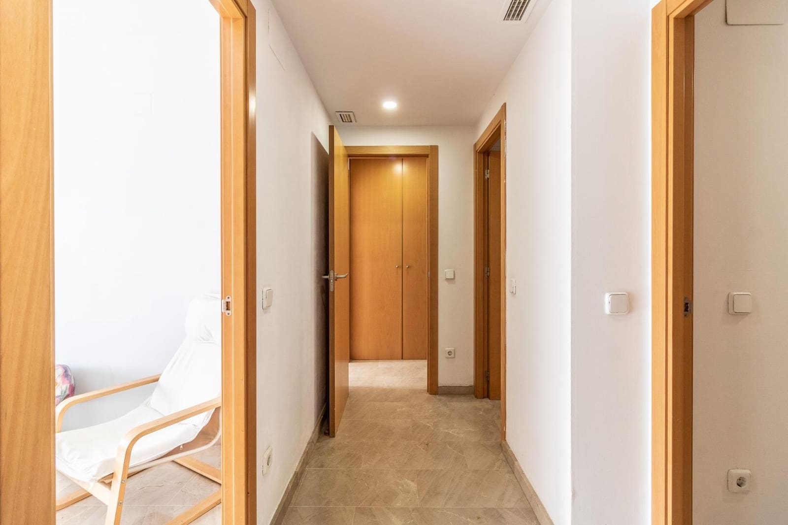 2 slaapkamer Flat te koop in L'Alcudia - € 112.000 (Ref: 9360154)