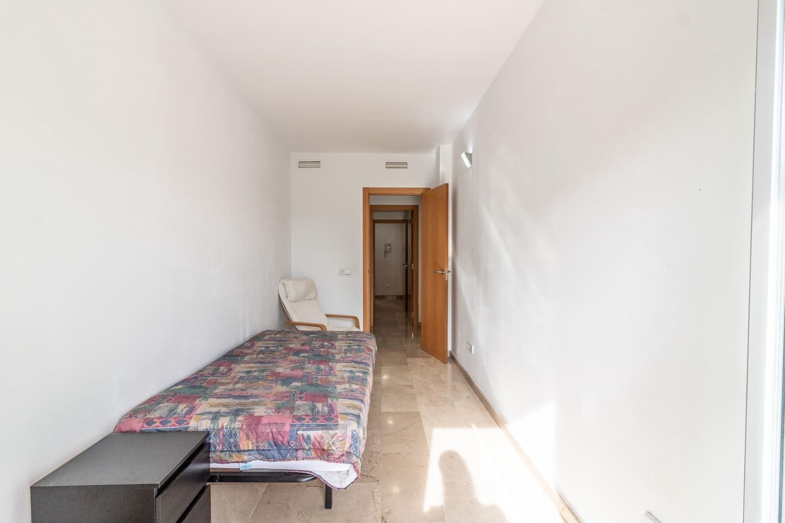 2 slaapkamer Flat te koop in L'Alcudia - € 112.000 (Ref: 9360154)