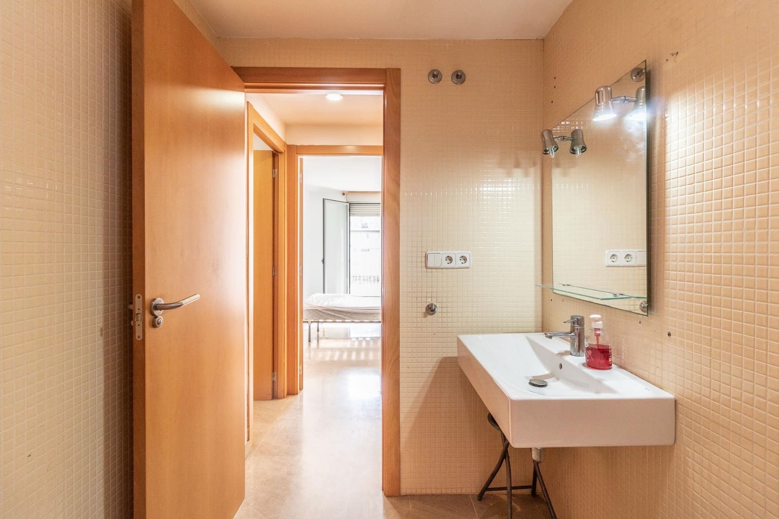 2 slaapkamer Flat te koop in L'Alcudia - € 112.000 (Ref: 9360154)