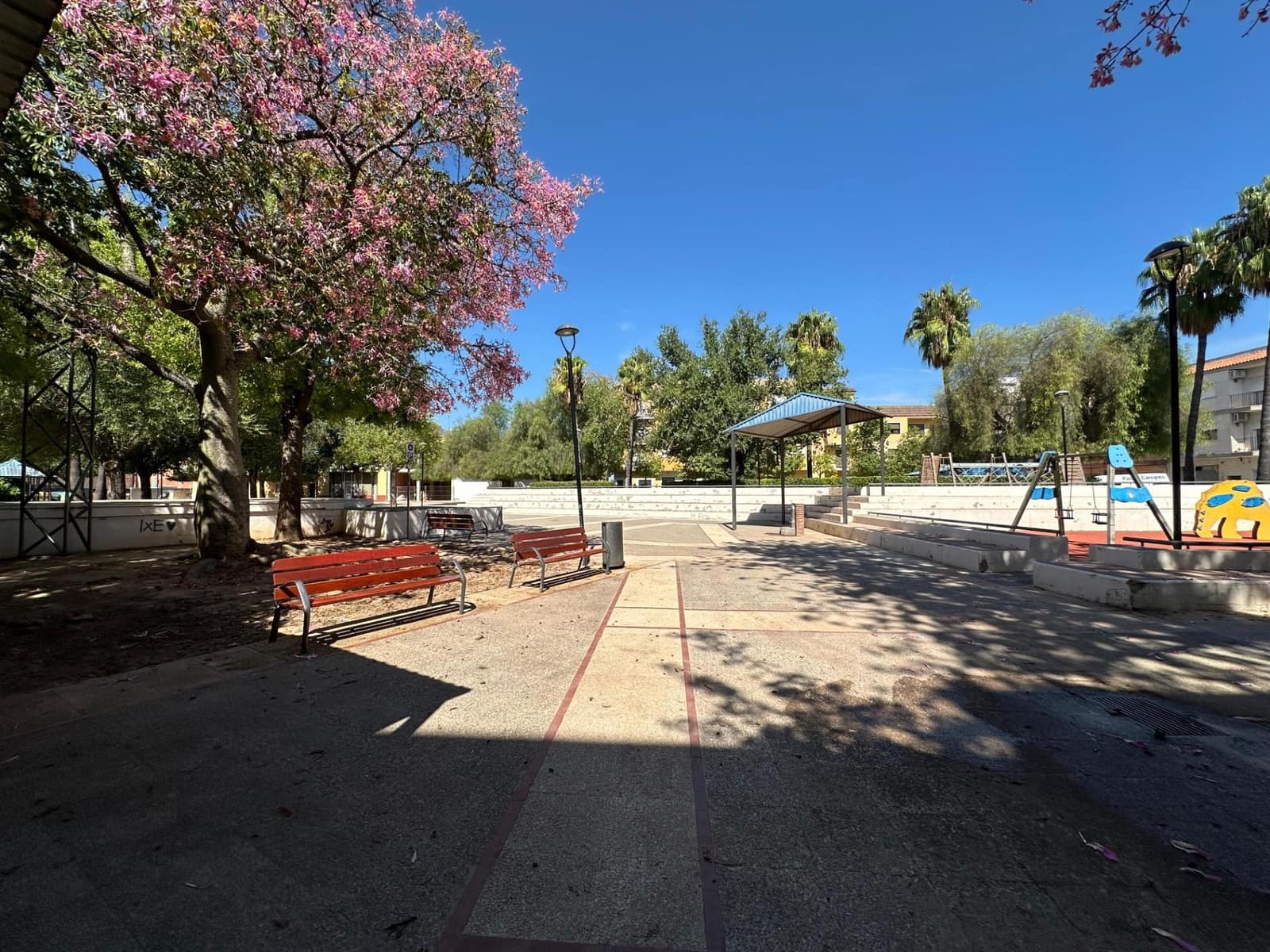 Commercial for rent in L'Alcudia - € 500 (Ref: 9360155)