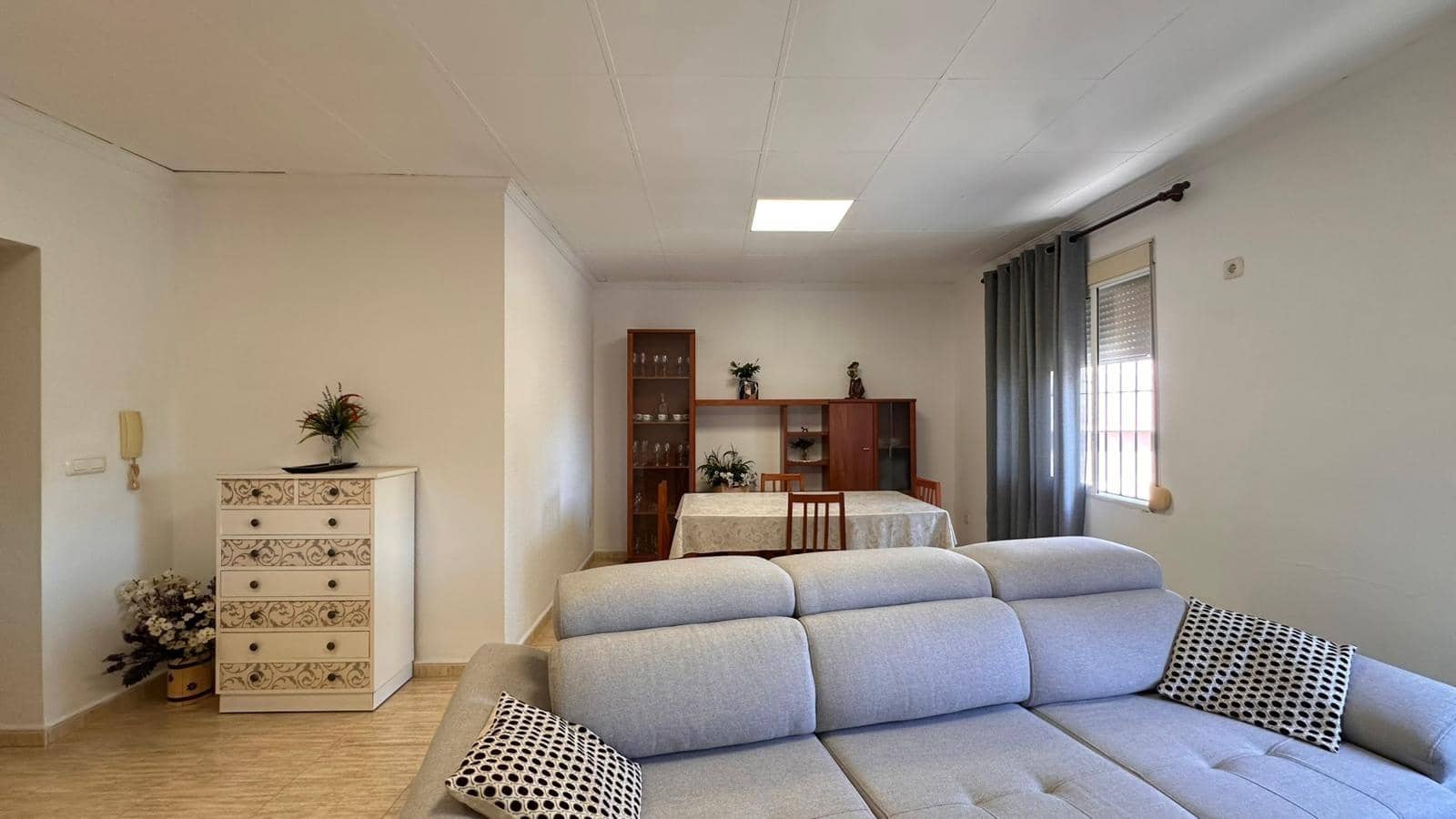 2 soverom Leilighet til salgs i Carlet med garasje - € 130 000 (Ref: 9360156)