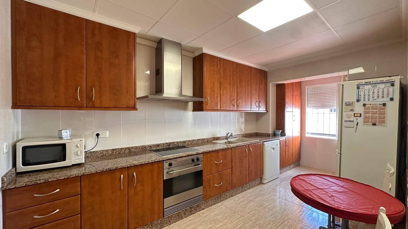 2 soverom Leilighet til salgs i Carlet med garasje - € 130 000 (Ref: 9360156)