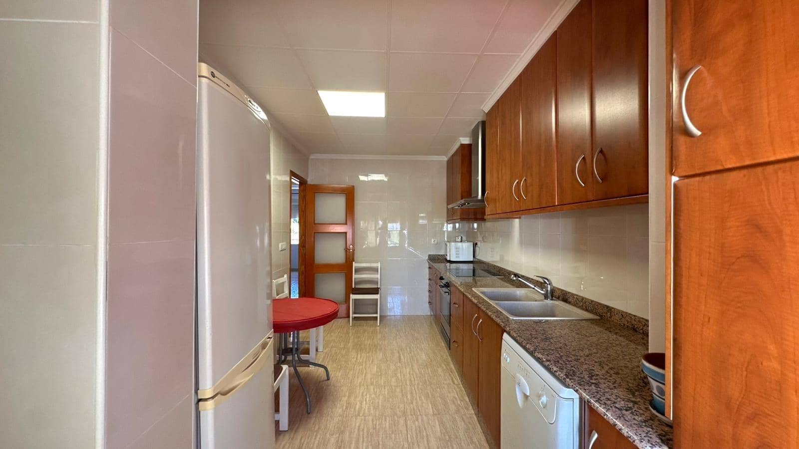 2 soverom Leilighet til salgs i Carlet med garasje - € 130 000 (Ref: 9360156)