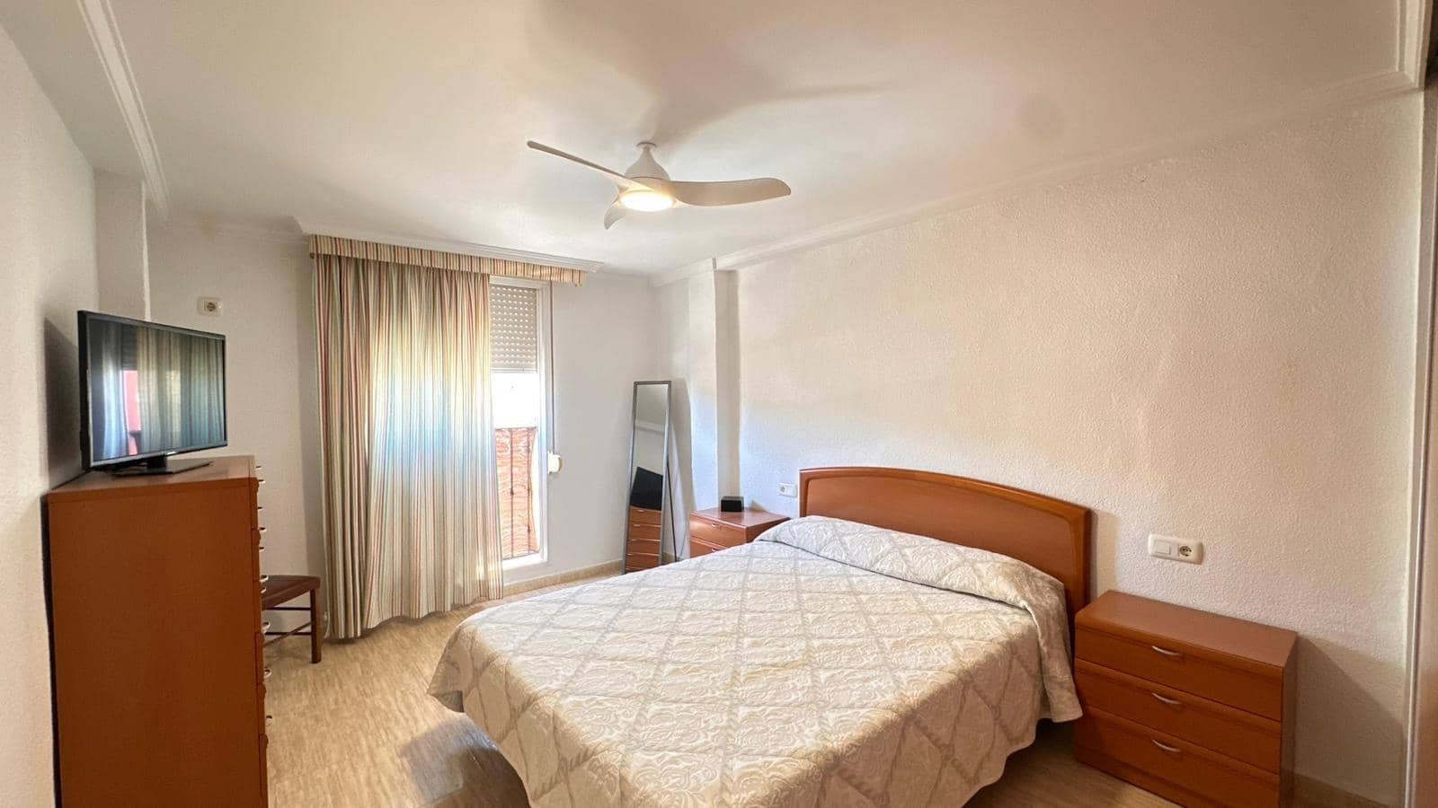 2 soverom Leilighet til salgs i Carlet med garasje - € 130 000 (Ref: 9360156)