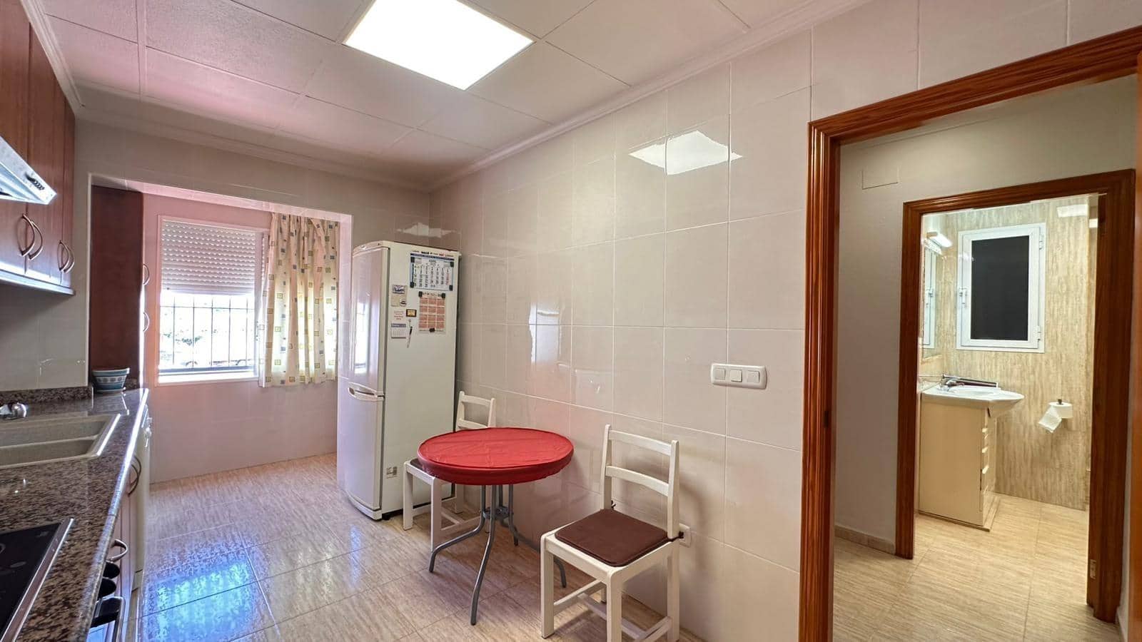 2 soverom Leilighet til salgs i Carlet med garasje - € 130 000 (Ref: 9360156)