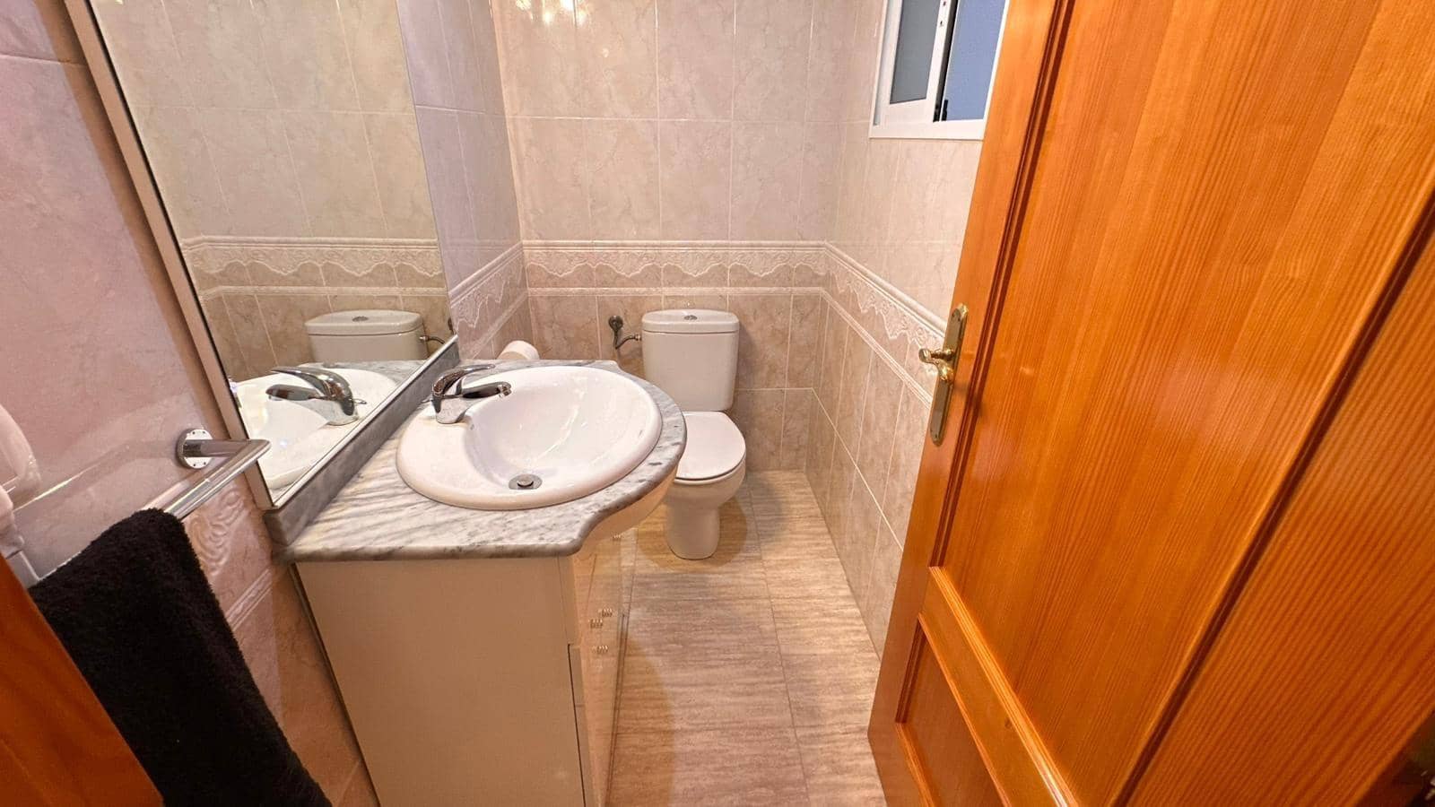 2 soverom Leilighet til salgs i Carlet med garasje - € 130 000 (Ref: 9360156)