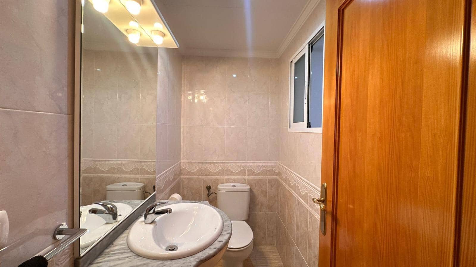 2 soverom Leilighet til salgs i Carlet med garasje - € 130 000 (Ref: 9360156)