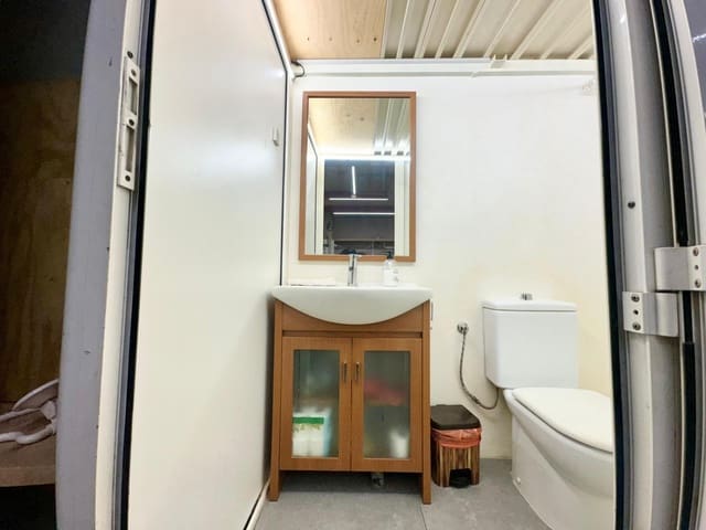 1 bedroom Commercial for sale in Carlet with garage - € 60,000 (Ref: 9360157)