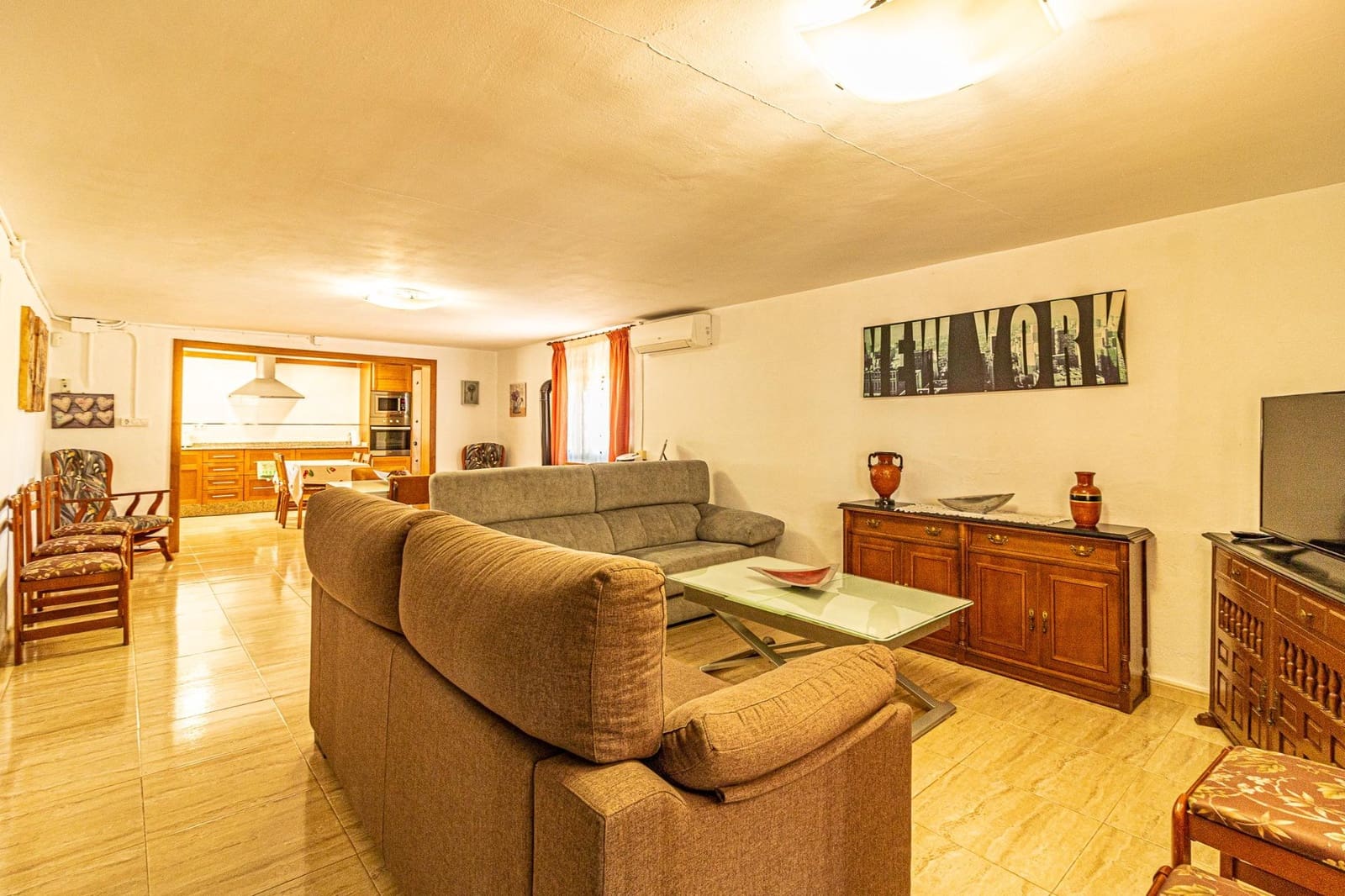 4 soveværelse Villa til salg i Alberic med swimmingpool - € 270.000 (Ref: 9360159)