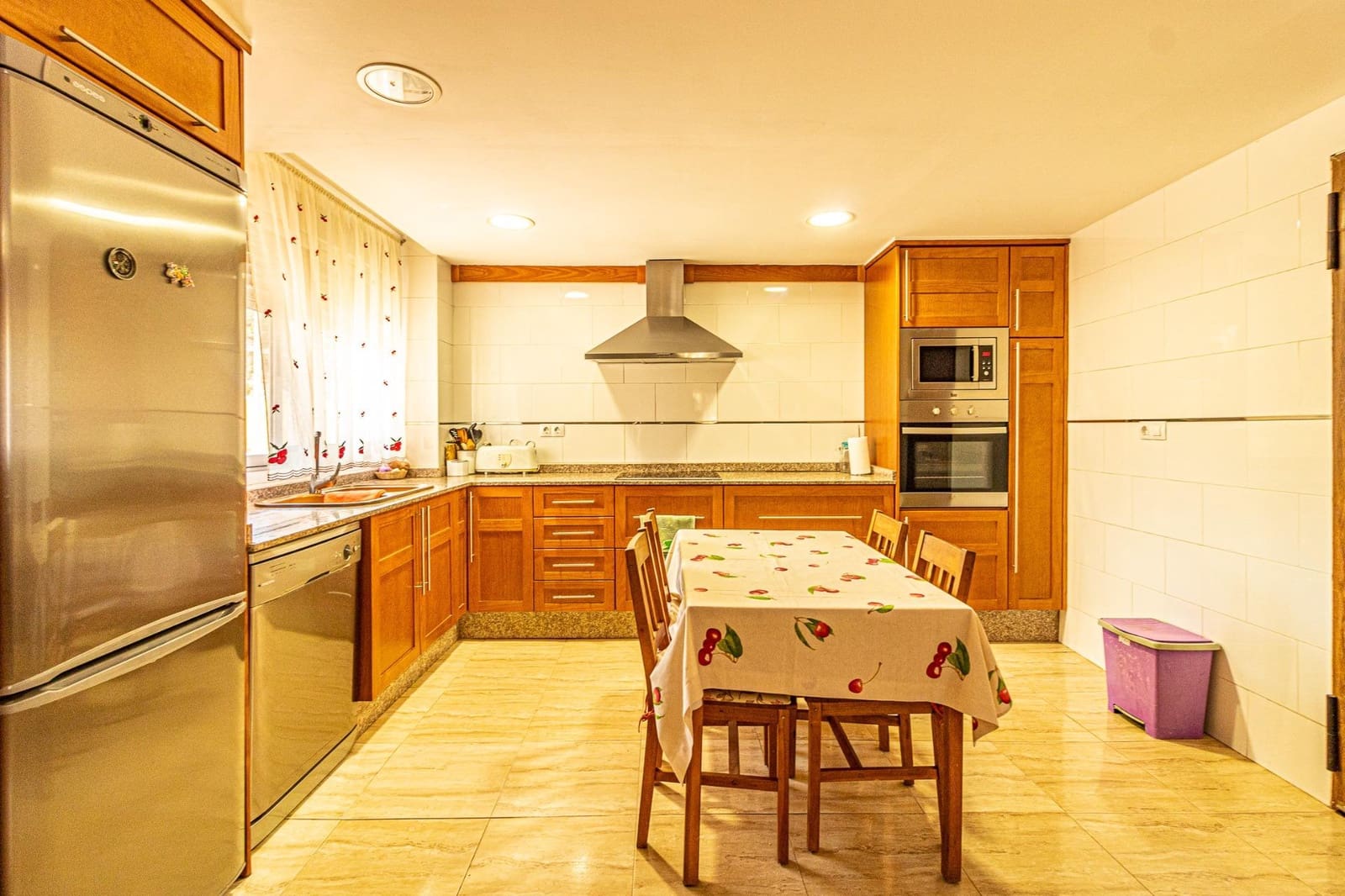 4 soveværelse Villa til salg i Alberic med swimmingpool - € 270.000 (Ref: 9360159)