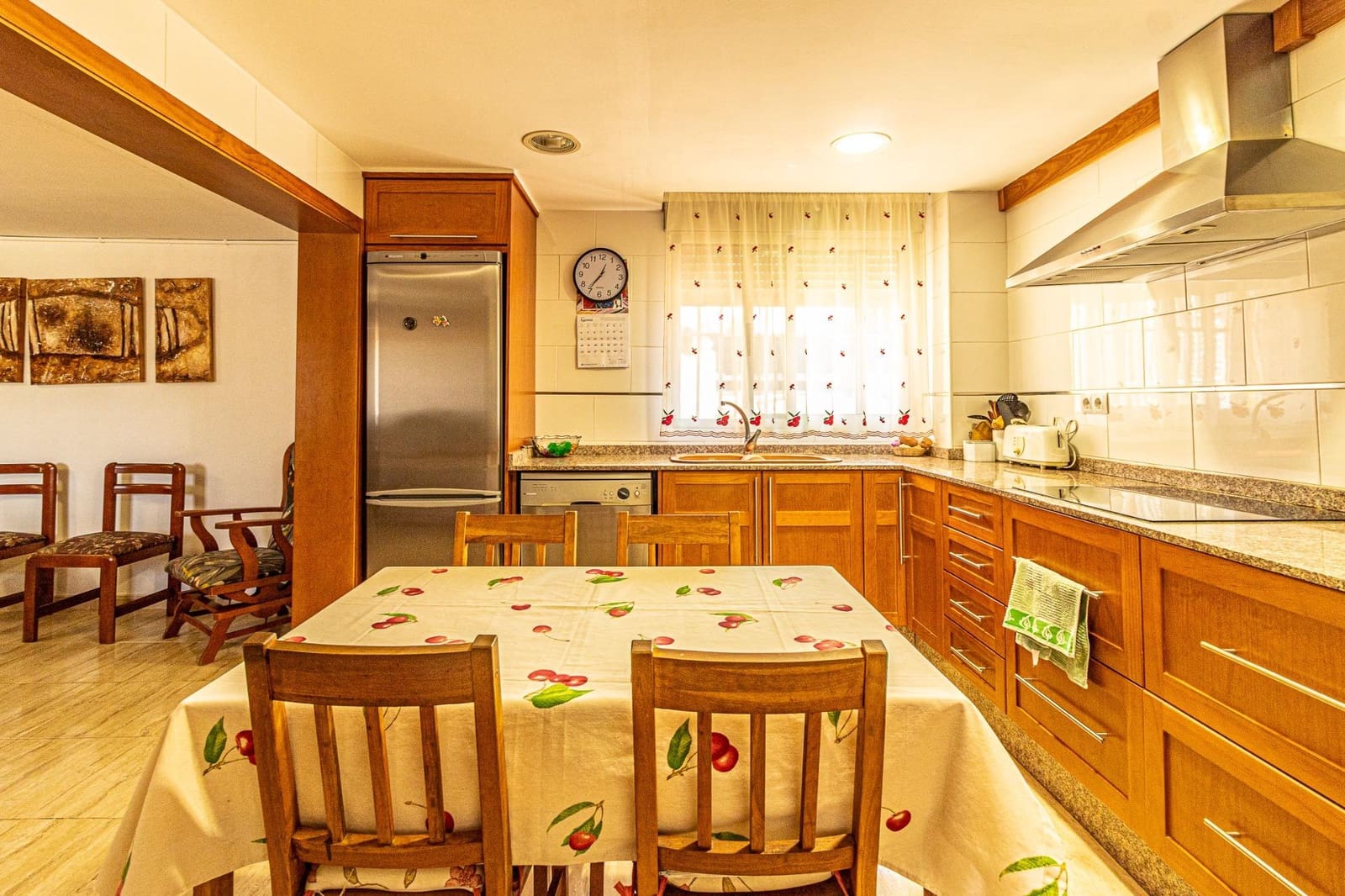 4 soveværelse Villa til salg i Alberic med swimmingpool - € 270.000 (Ref: 9360159)