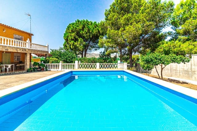 4 soveværelse Villa til salg i Alberic med swimmingpool - € 270.000 (Ref: 9360159)