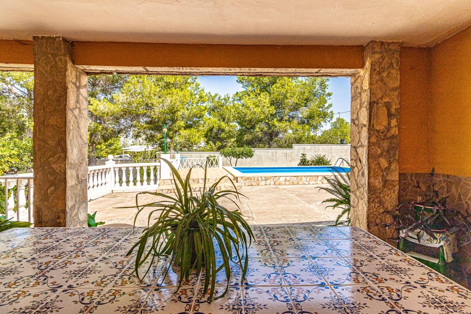 4 soveværelse Villa til salg i Alberic med swimmingpool - € 270.000 (Ref: 9360159)