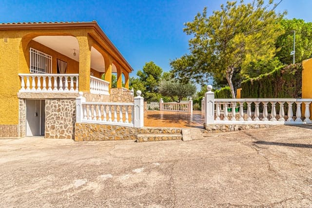 4 soveværelse Villa til salg i Alberic med swimmingpool - € 270.000 (Ref: 9360159)