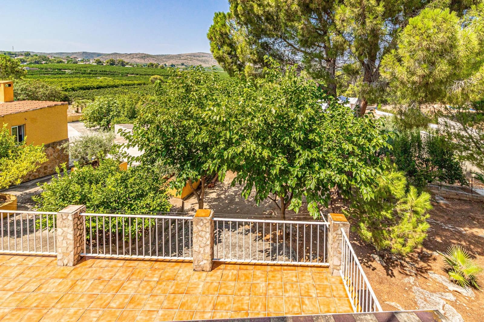 4 soveværelse Villa til salg i Alberic med swimmingpool - € 270.000 (Ref: 9360159)