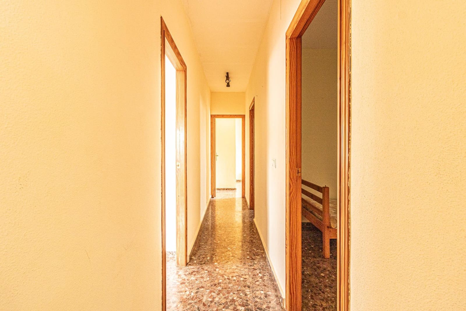 Chalet de 7 habitaciones en Alginet en venta con piscina garaje - 218.500 € (Ref: 9360164)