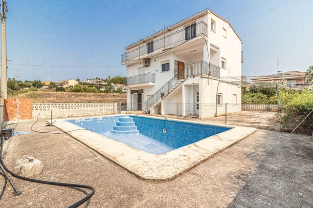 Chalet de 7 habitaciones en Alginet en venta con piscina garaje - 218.500 € (Ref: 9360164)