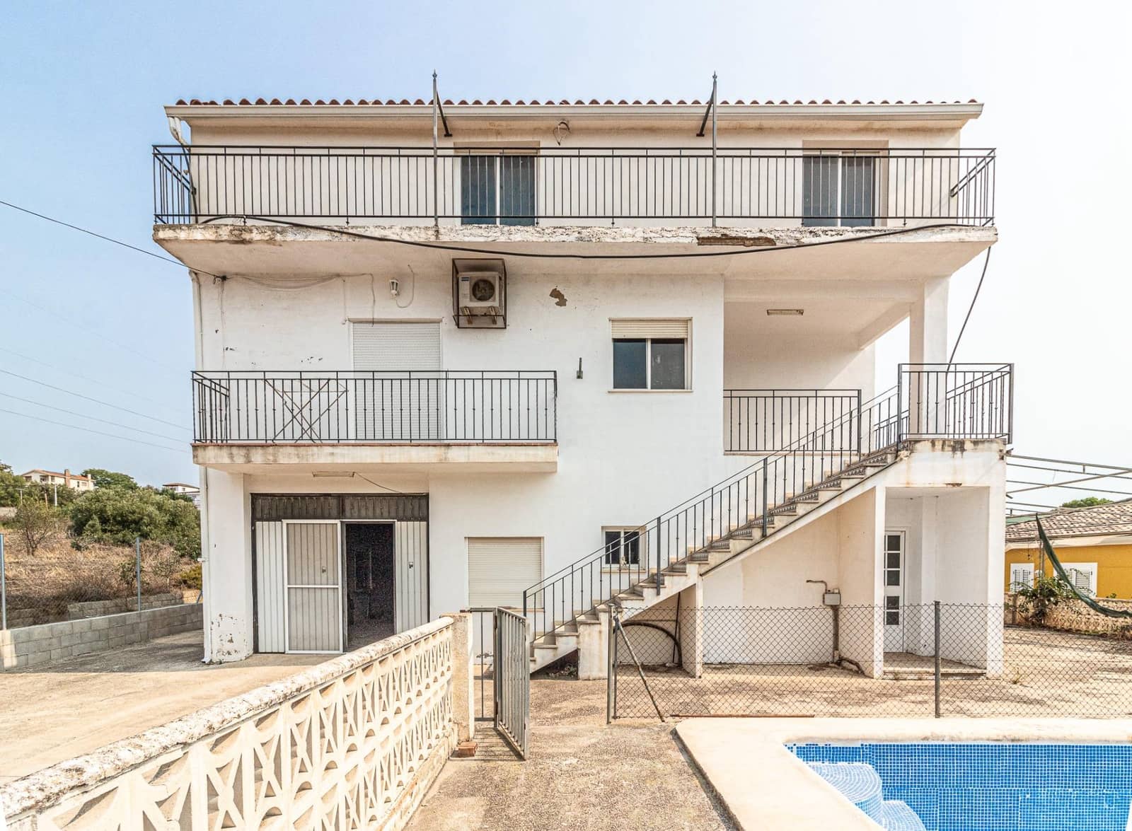 Chalet de 7 habitaciones en Alginet en venta con piscina garaje - 218.500 € (Ref: 9360164)