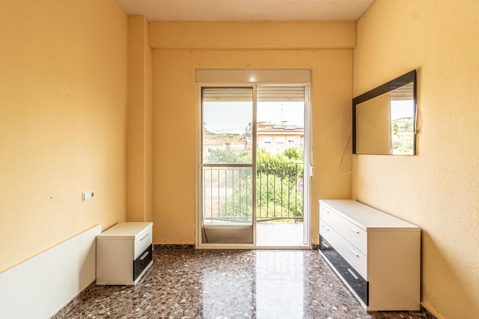 Chalet de 7 habitaciones en Alginet en venta con piscina garaje - 218.500 € (Ref: 9360164)