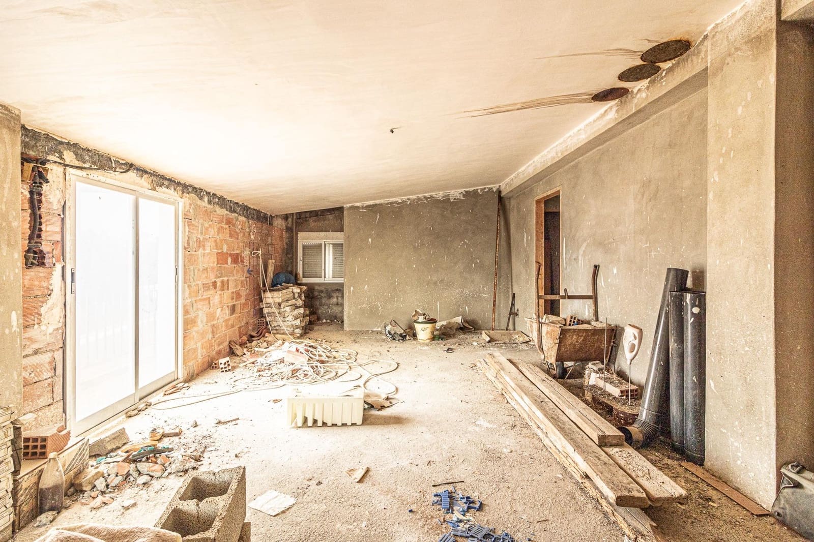 Chalet de 7 habitaciones en Alginet en venta con piscina garaje - 218.500 € (Ref: 9360164)