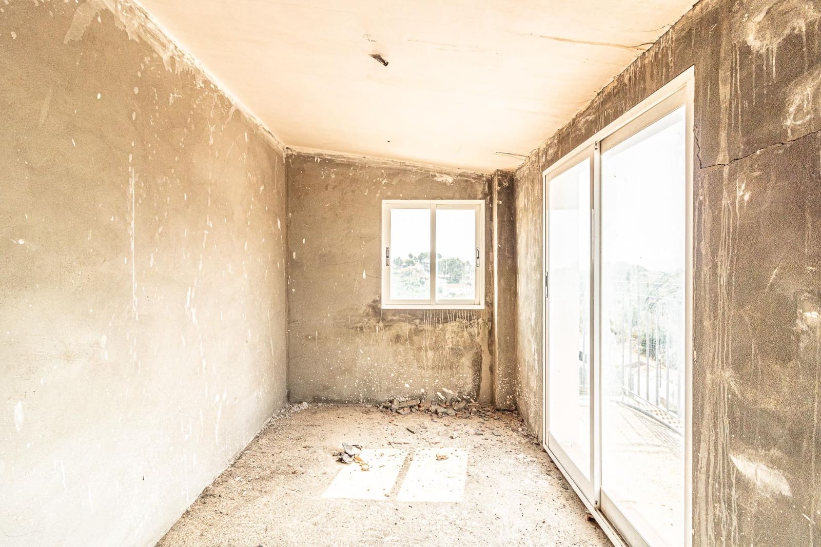 Chalet de 7 habitaciones en Alginet en venta con piscina garaje - 218.500 € (Ref: 9360164)