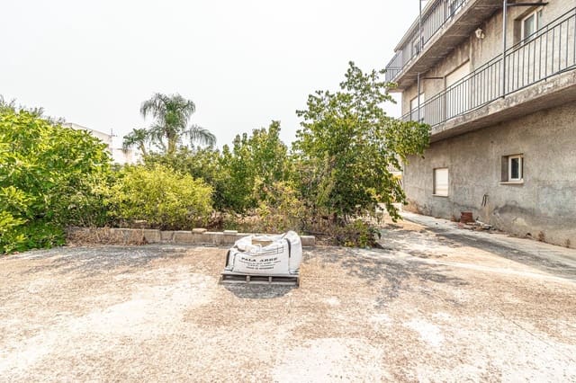 Chalet de 7 habitaciones en Alginet en venta con piscina garaje - 218.500 € (Ref: 9360164)