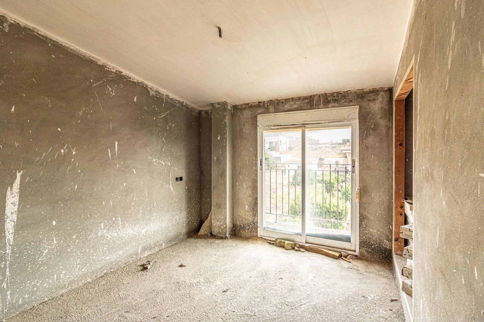 Chalet de 7 habitaciones en Alginet en venta con piscina garaje - 218.500 € (Ref: 9360164)