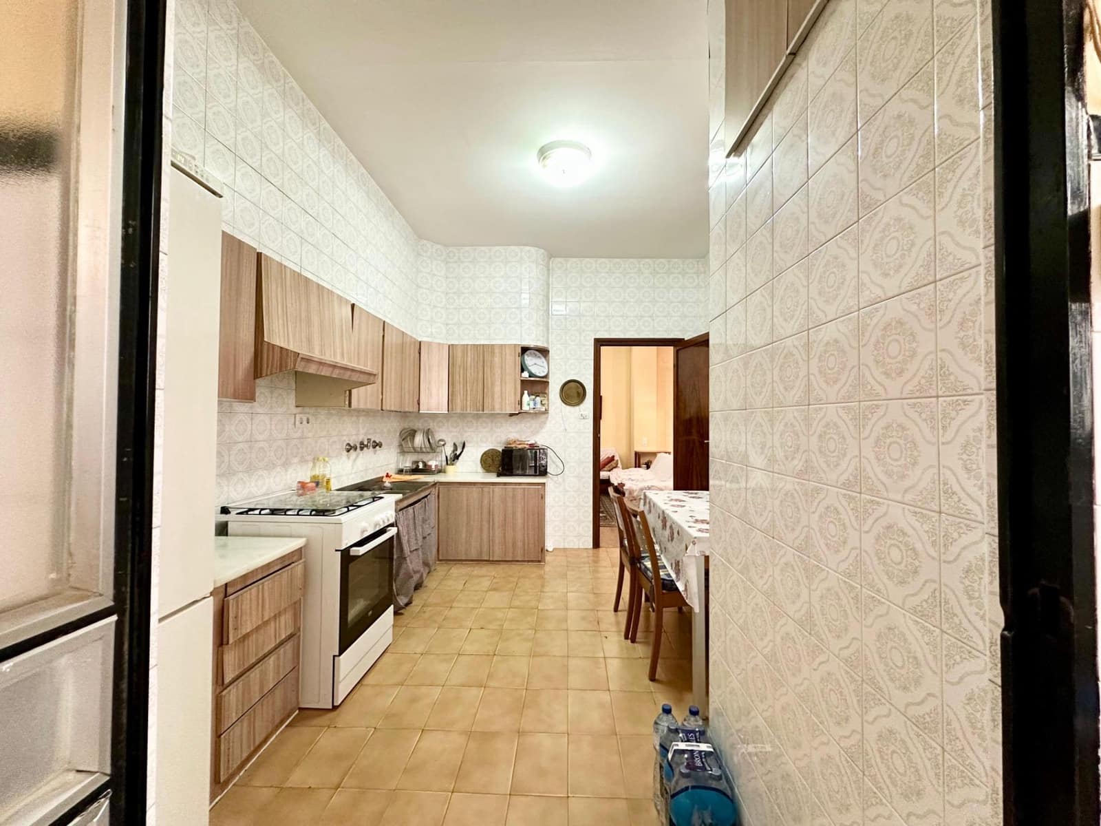 6 bedroom Townhouse for sale in Carlet - € 180,000 (Ref: 9360168)