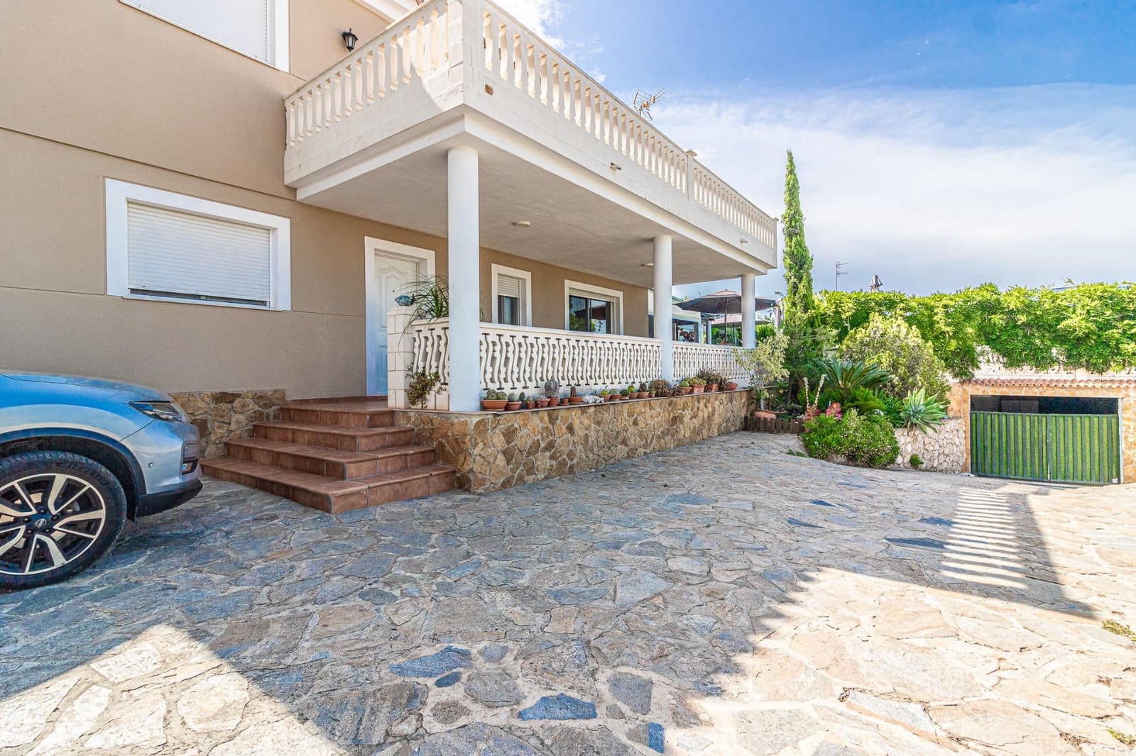 4 makuuhuone Huvila myytävänä paikassa Alberic mukana uima-altaan 
autotalli - 360 000 € (Ref: 9360170)