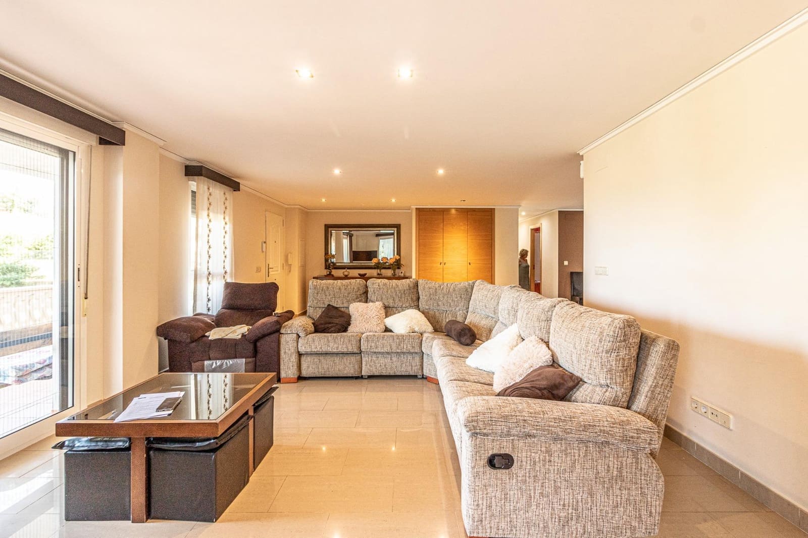 4 makuuhuone Huvila myytävänä paikassa Alberic mukana uima-altaan 
autotalli - 360 000 € (Ref: 9360170)