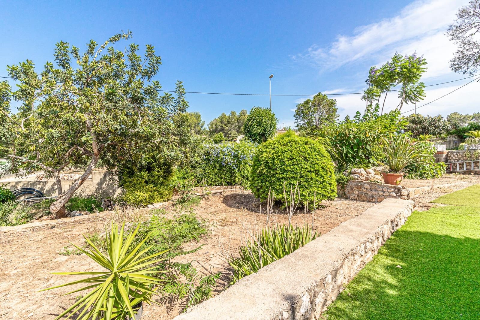 4 makuuhuone Huvila myytävänä paikassa Alberic mukana uima-altaan 
autotalli - 360 000 € (Ref: 9360170)