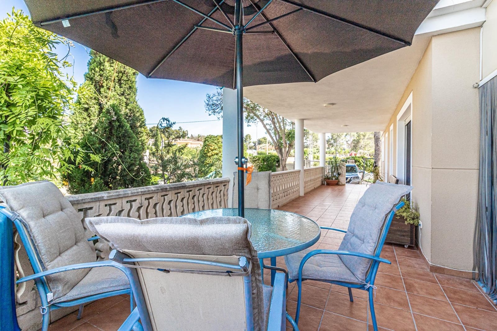 4 makuuhuone Huvila myytävänä paikassa Alberic mukana uima-altaan 
autotalli - 360 000 € (Ref: 9360170)