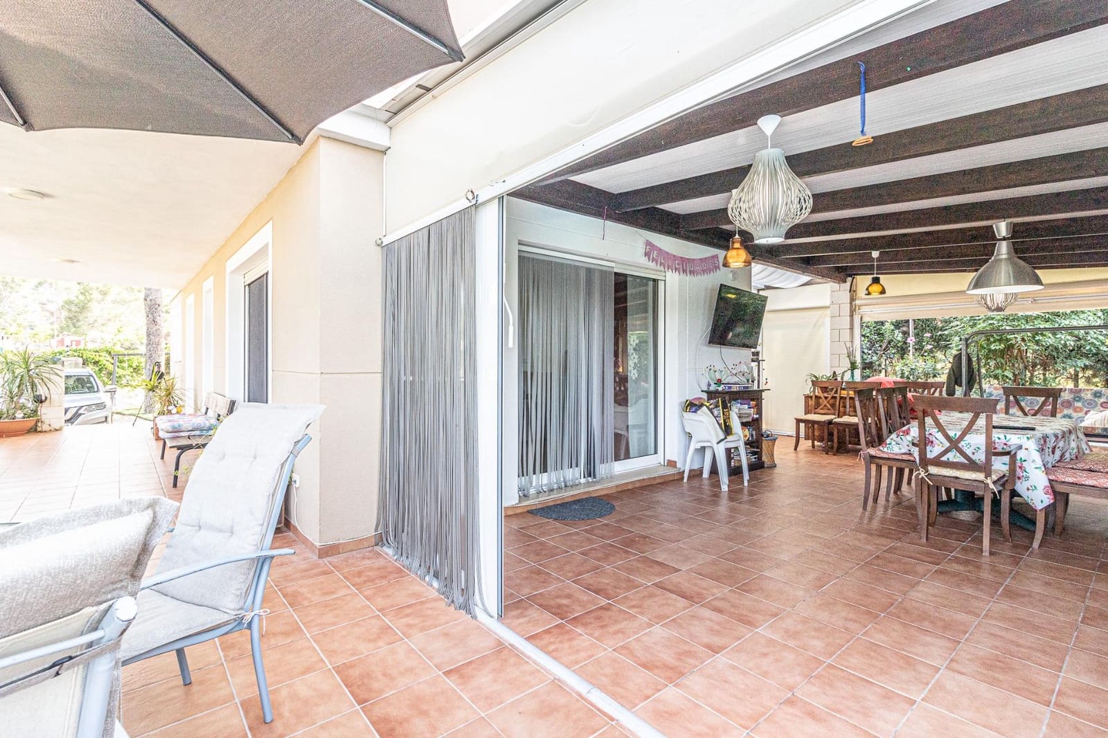 4 makuuhuone Huvila myytävänä paikassa Alberic mukana uima-altaan 
autotalli - 360 000 € (Ref: 9360170)