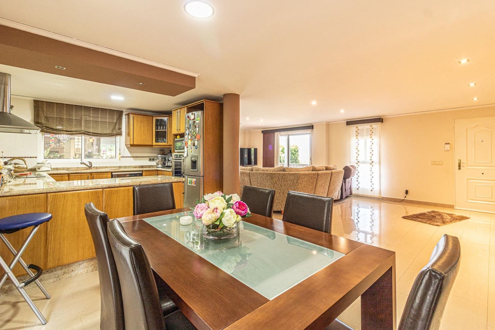 4 makuuhuone Huvila myytävänä paikassa Alberic mukana uima-altaan 
autotalli - 360 000 € (Ref: 9360170)