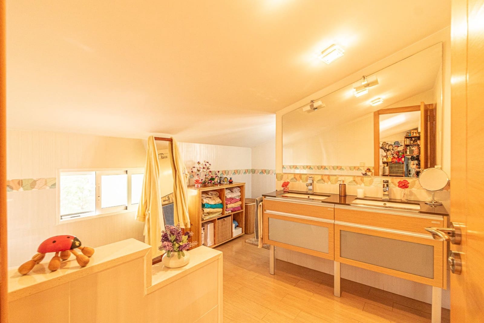 4 makuuhuone Huvila myytävänä paikassa Alberic mukana uima-altaan 
autotalli - 360 000 € (Ref: 9360170)