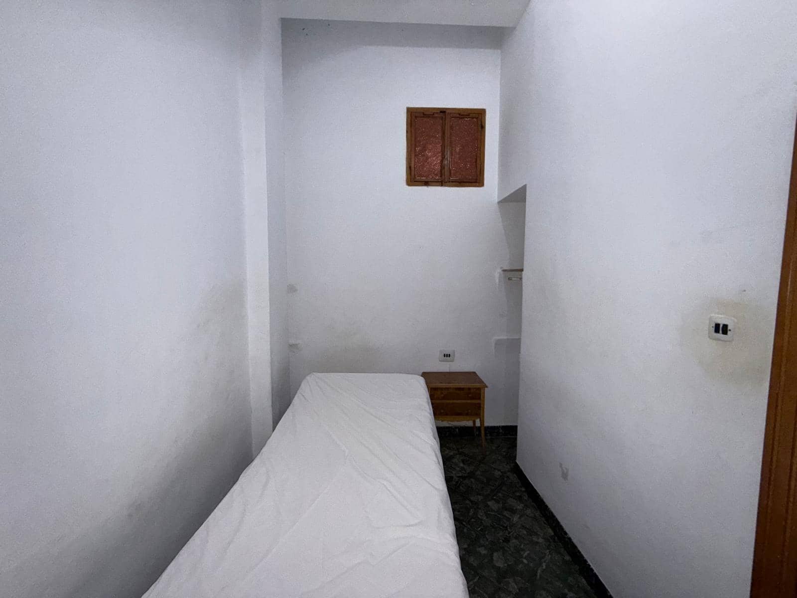 4 soveværelse Byhus til salg i Alginet - € 195.000 (Ref: 9360171)