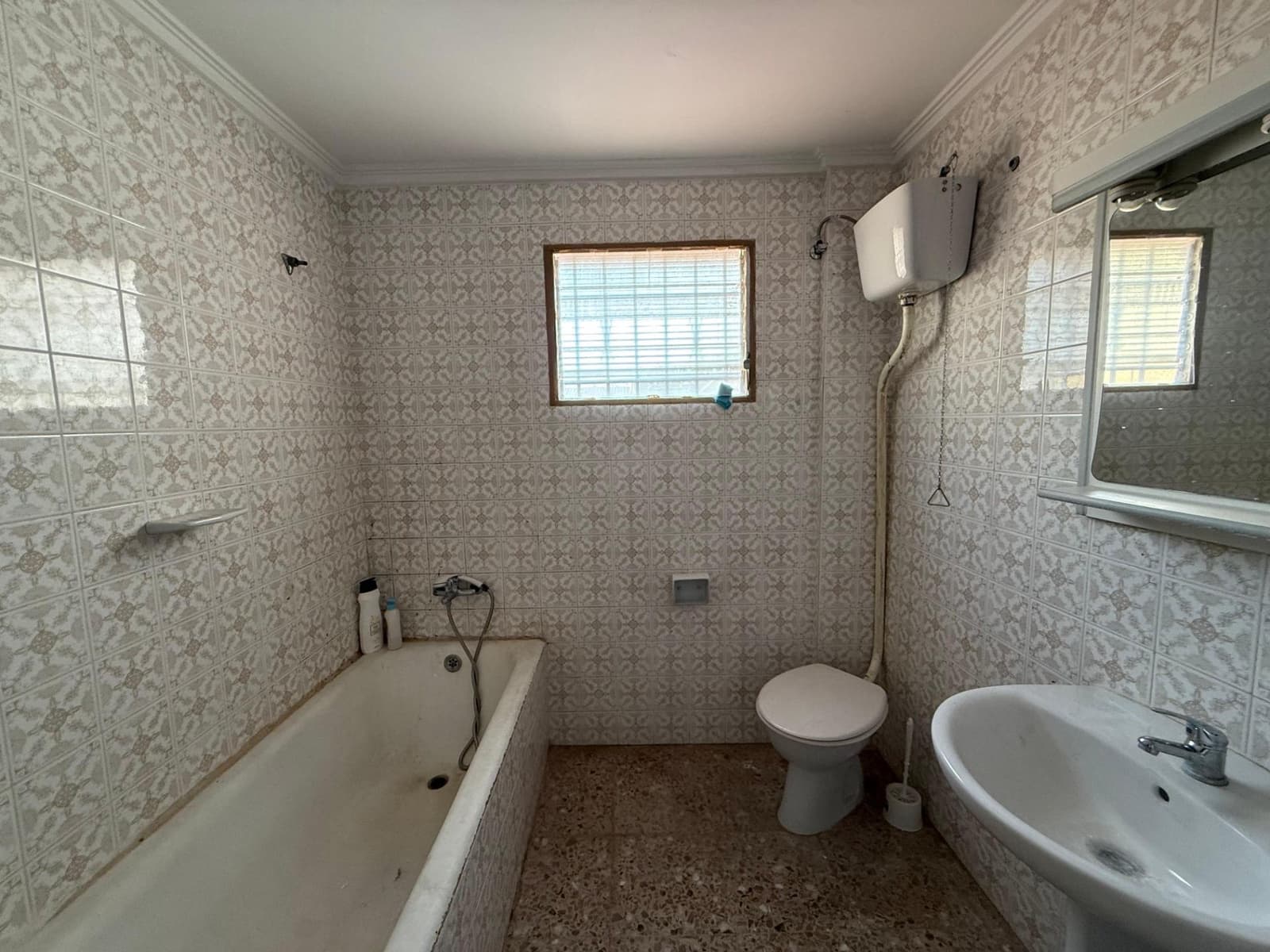 5 soveværelse Byhus til salg i Alginet - € 195.000 (Ref: 9360172)