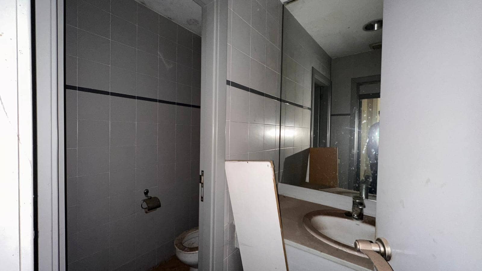 4 slaapkamer Huis te koop in Carlet met garage - € 200.000 (Ref: 9360174)