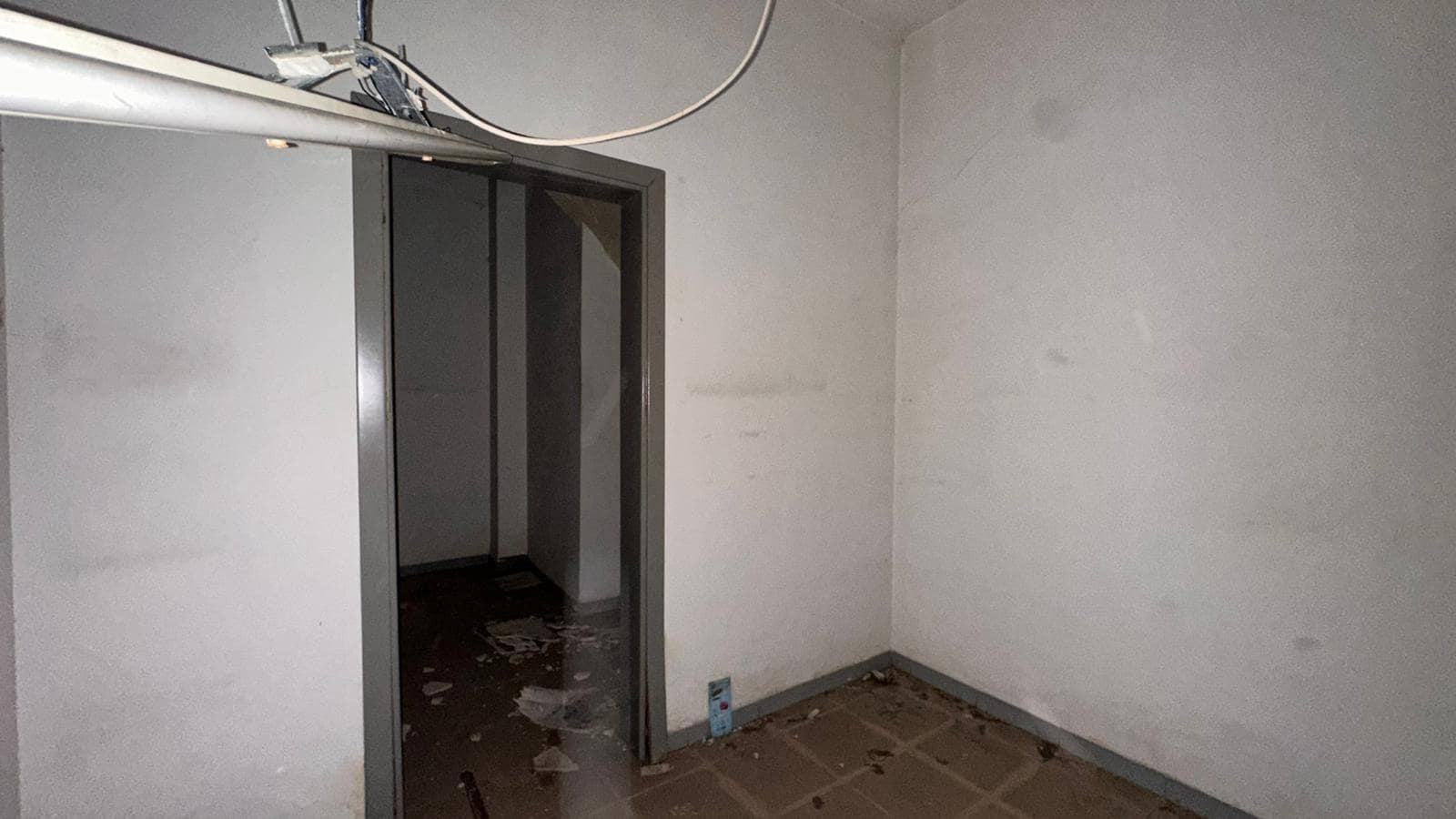 4 slaapkamer Huis te koop in Carlet met garage - € 200.000 (Ref: 9360174)