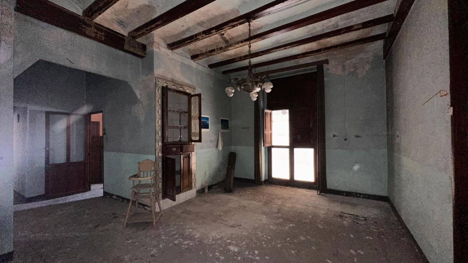 4 slaapkamer Huis te koop in Carlet met garage - € 200.000 (Ref: 9360174)